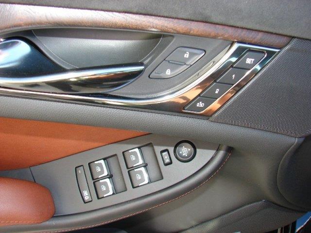 Cadillac CTS 2014 photo 1