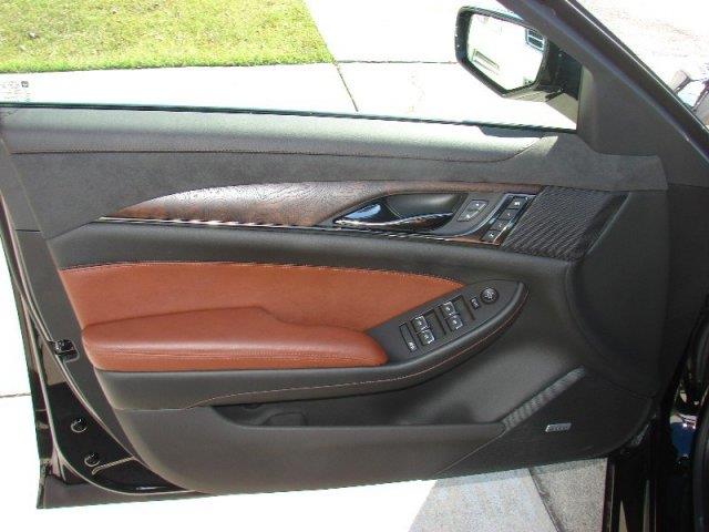 Cadillac CTS 2014 photo 2