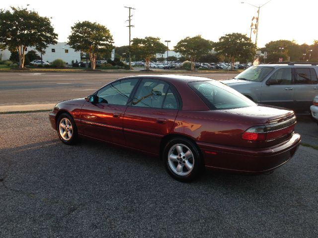 Cadillac Catera 1997 photo 4