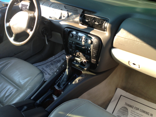 Cadillac Catera 1997 photo 2