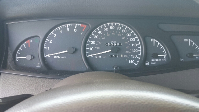 Cadillac Catera 1998 photo 1