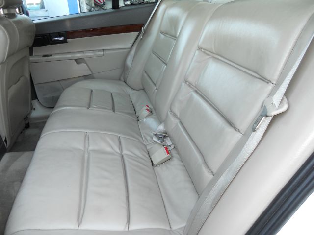 Cadillac Catera 2000 photo 3