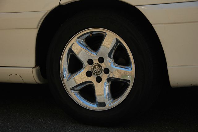 Cadillac Catera 2000 photo 3