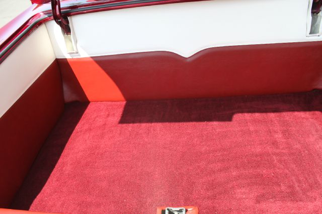 Cadillac Cpe Deville 1966 photo 19