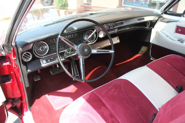 Cadillac Cpe Deville 1966 photo 47