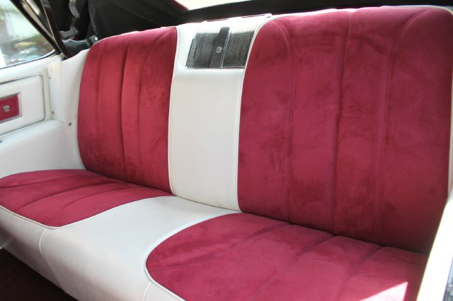 Cadillac Cpe Deville 1966 photo 53