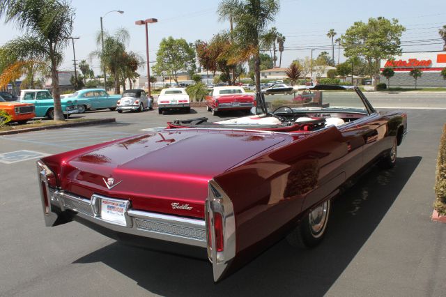 Cadillac Cpe Deville 1966 photo 8