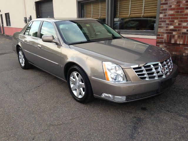 Cadillac DTS 2006 photo 4