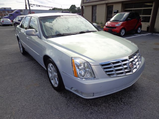 Cadillac DTS 2006 photo 25