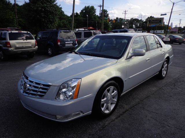 Cadillac DTS 2006 photo 4