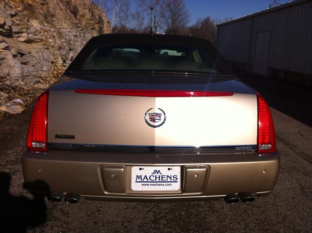 Cadillac DTS 2006 photo 4