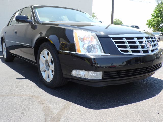 Cadillac DTS 3.5tl W/tech Pkg Sedan