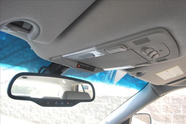 Cadillac DTS 2006 photo 21