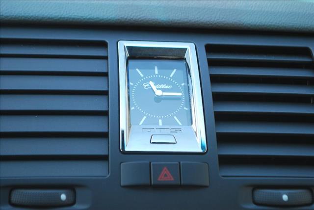 Cadillac DTS 2006 photo 24