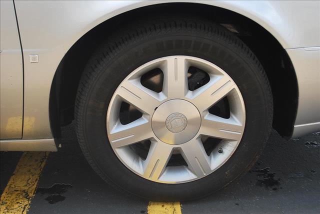 Cadillac DTS 2006 photo 37