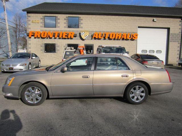 Cadillac DTS 3.5tl W/tech Pkg Sedan