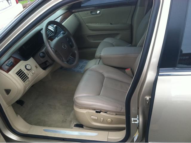 Cadillac DTS 2006 photo 1