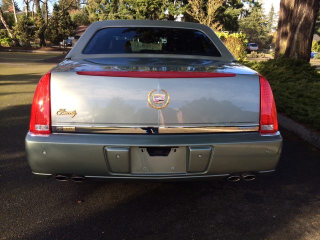 Cadillac DTS 2006 photo 3