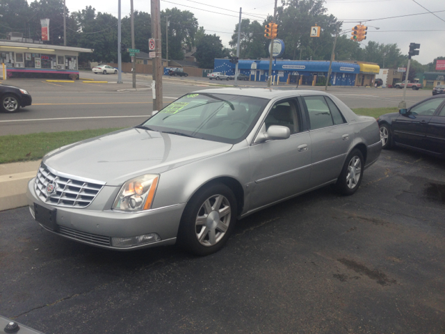 Cadillac DTS 3.5tl W/tech Pkg Sedan