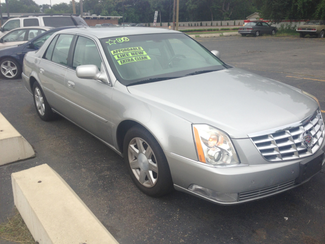 Cadillac DTS 2006 photo 3