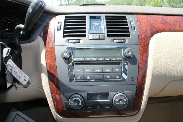 Cadillac DTS 2006 photo 4