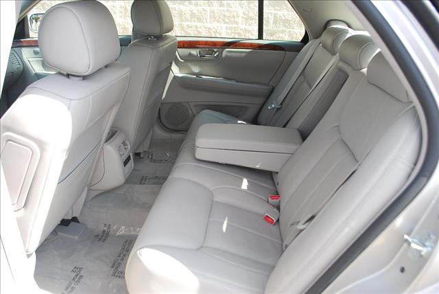 Cadillac DTS 2006 photo 10