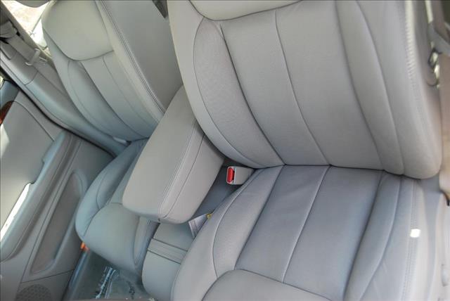 Cadillac DTS 2006 photo 21