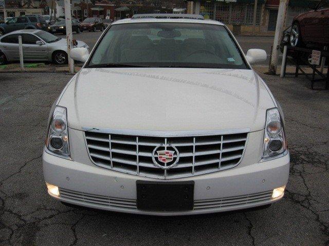 Cadillac DTS 2006 photo 1
