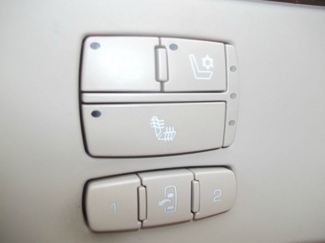 Cadillac DTS 2006 photo 8