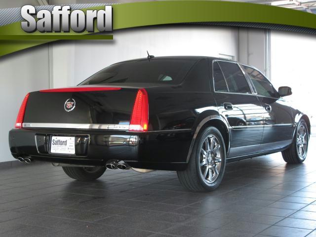 Cadillac DTS 2006 photo 4