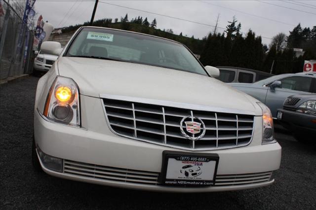 Cadillac DTS 2006 photo 1