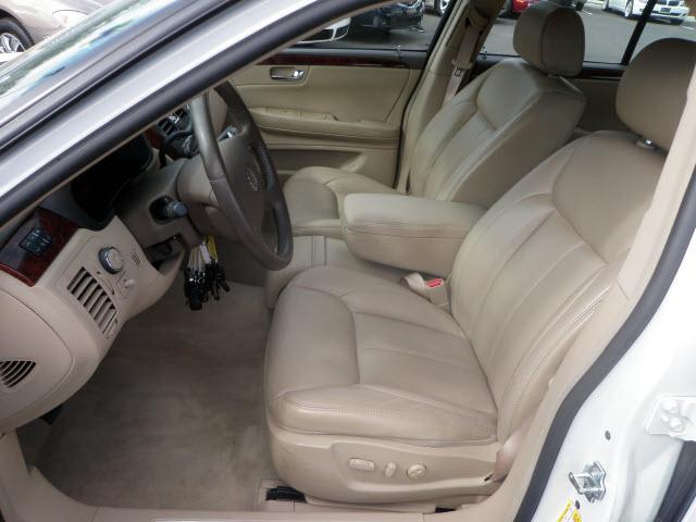 Cadillac DTS 2006 photo 2