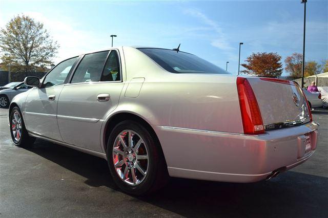 Cadillac DTS 2006 photo 5