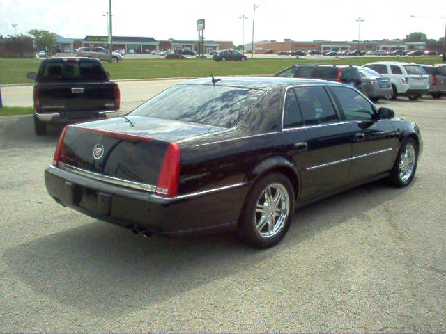Cadillac DTS 2006 photo 3