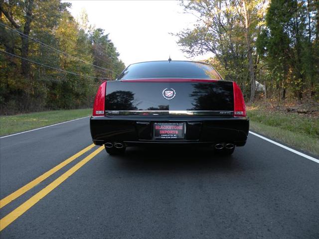 Cadillac DTS 2006 photo 5