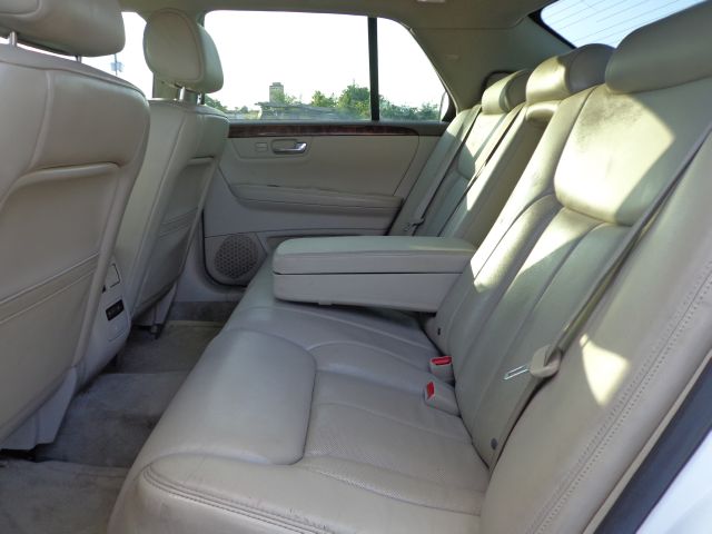 Cadillac DTS 2006 photo 14