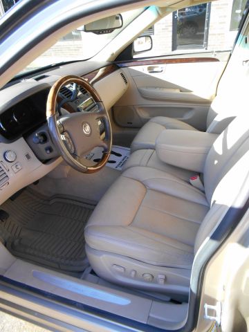 Cadillac DTS 2006 photo 4