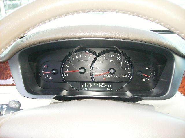 Cadillac DTS 2006 photo 5