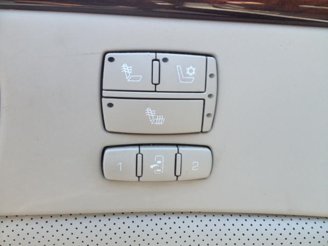 Cadillac DTS 2006 photo 1