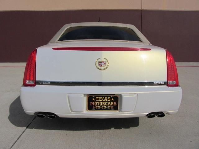 Cadillac DTS 2006 photo 4