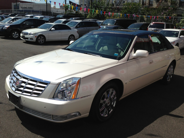 Cadillac DTS 2007 photo 4