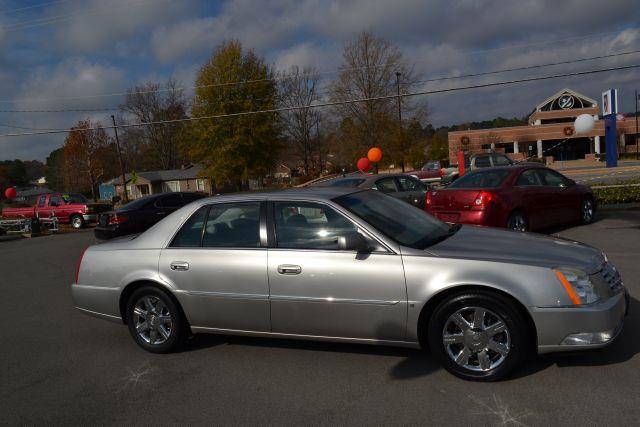 Cadillac DTS 2007 photo 3