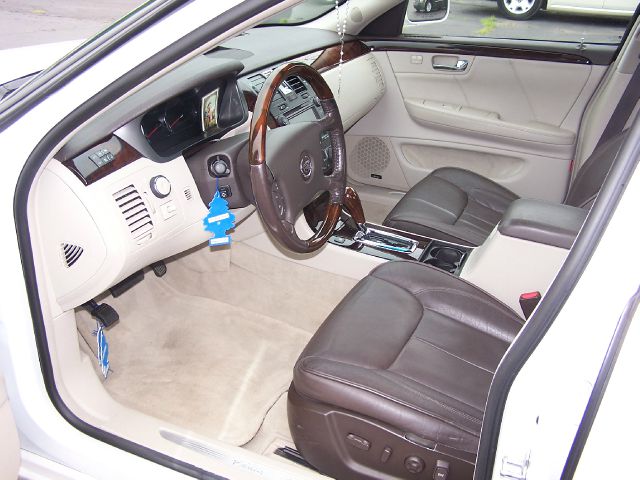 Cadillac DTS Ralliart Sedan