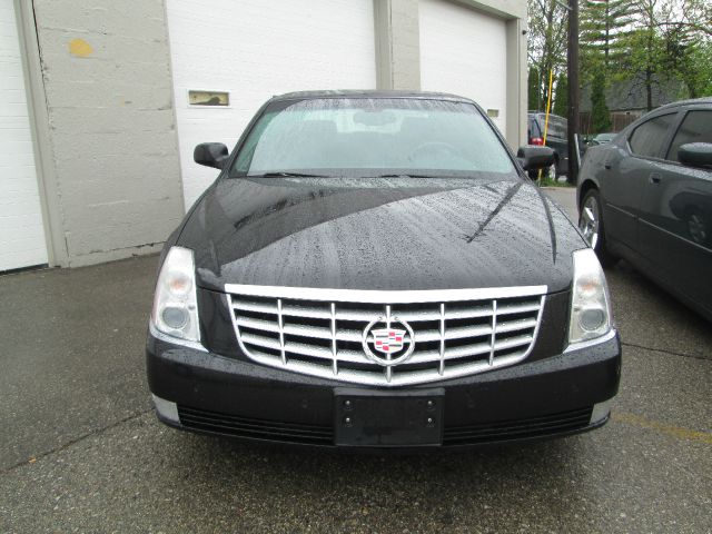 Cadillac DTS 2007 photo 1