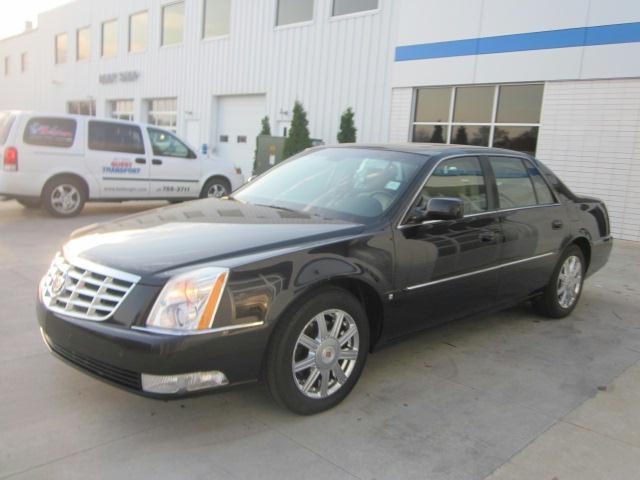Cadillac DTS 2007 photo 1