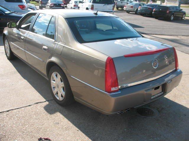 Cadillac DTS 2007 photo 4