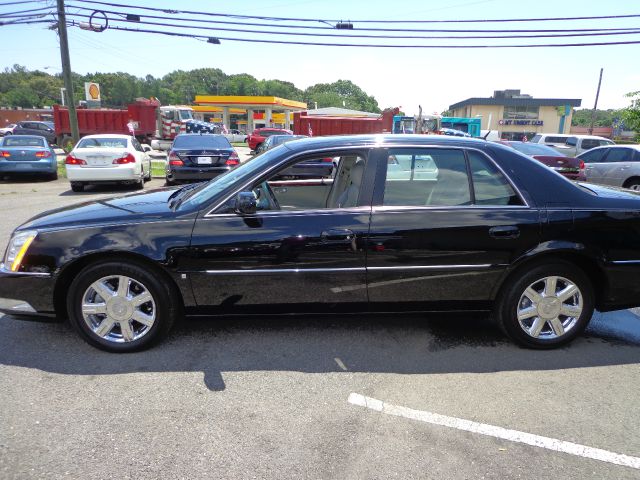 Cadillac DTS 2007 photo 4