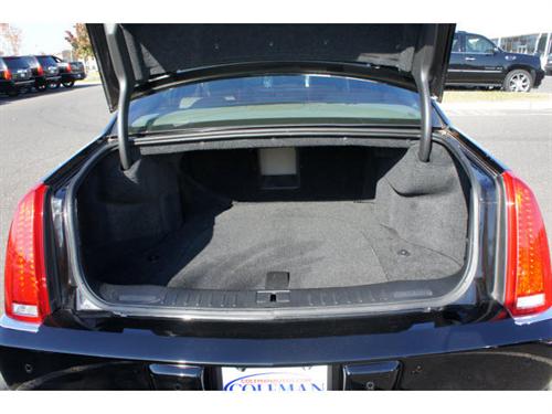 Cadillac DTS 2008 photo 2