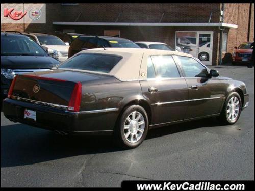 Cadillac DTS SE Sedan Other