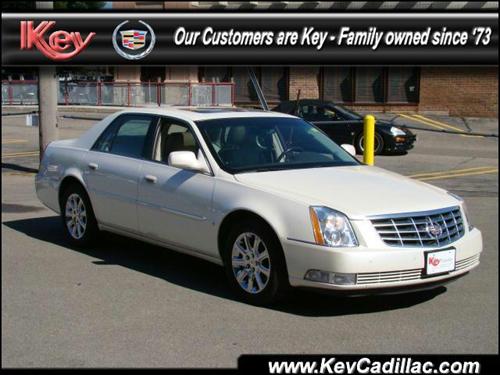 Cadillac DTS SE Sedan Other